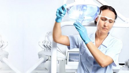 Одноэтапная имплантация зубов в Германии